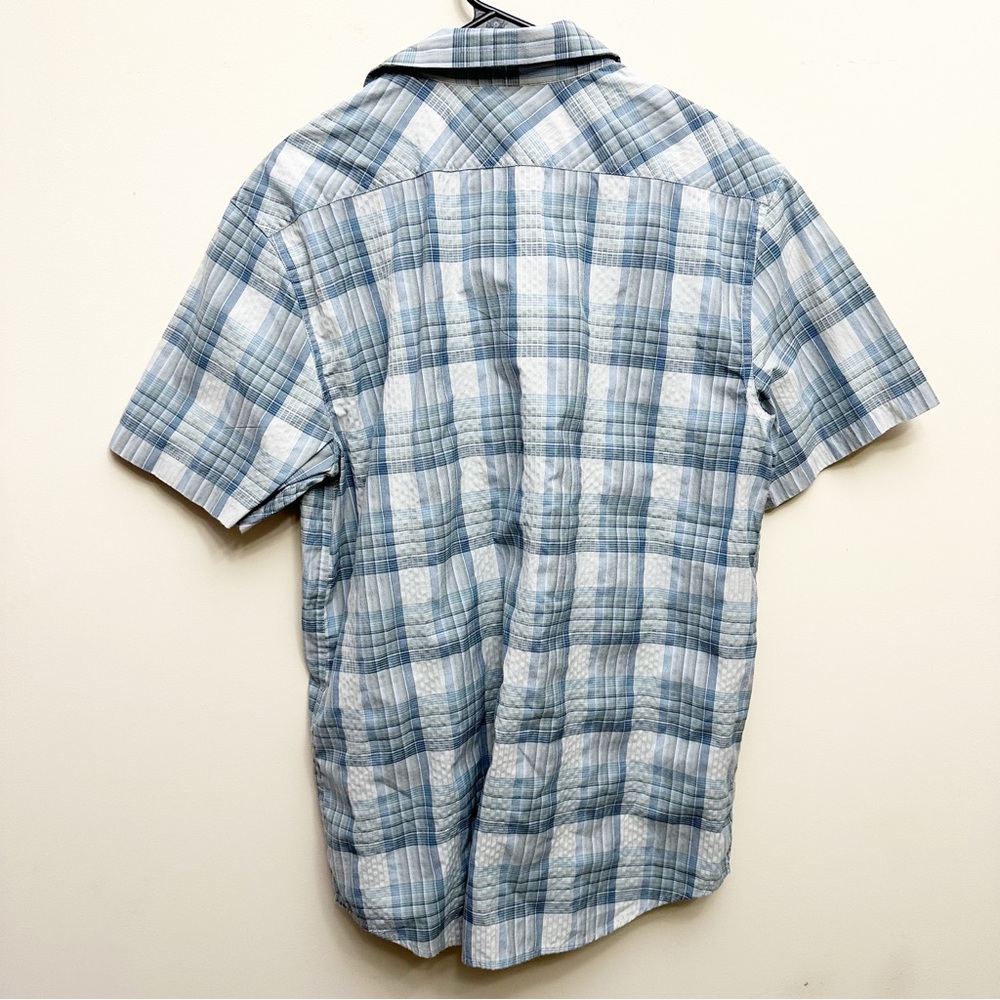 Hurley Short Sleeve Casual Button Down Shirt - Picture 5 of 5